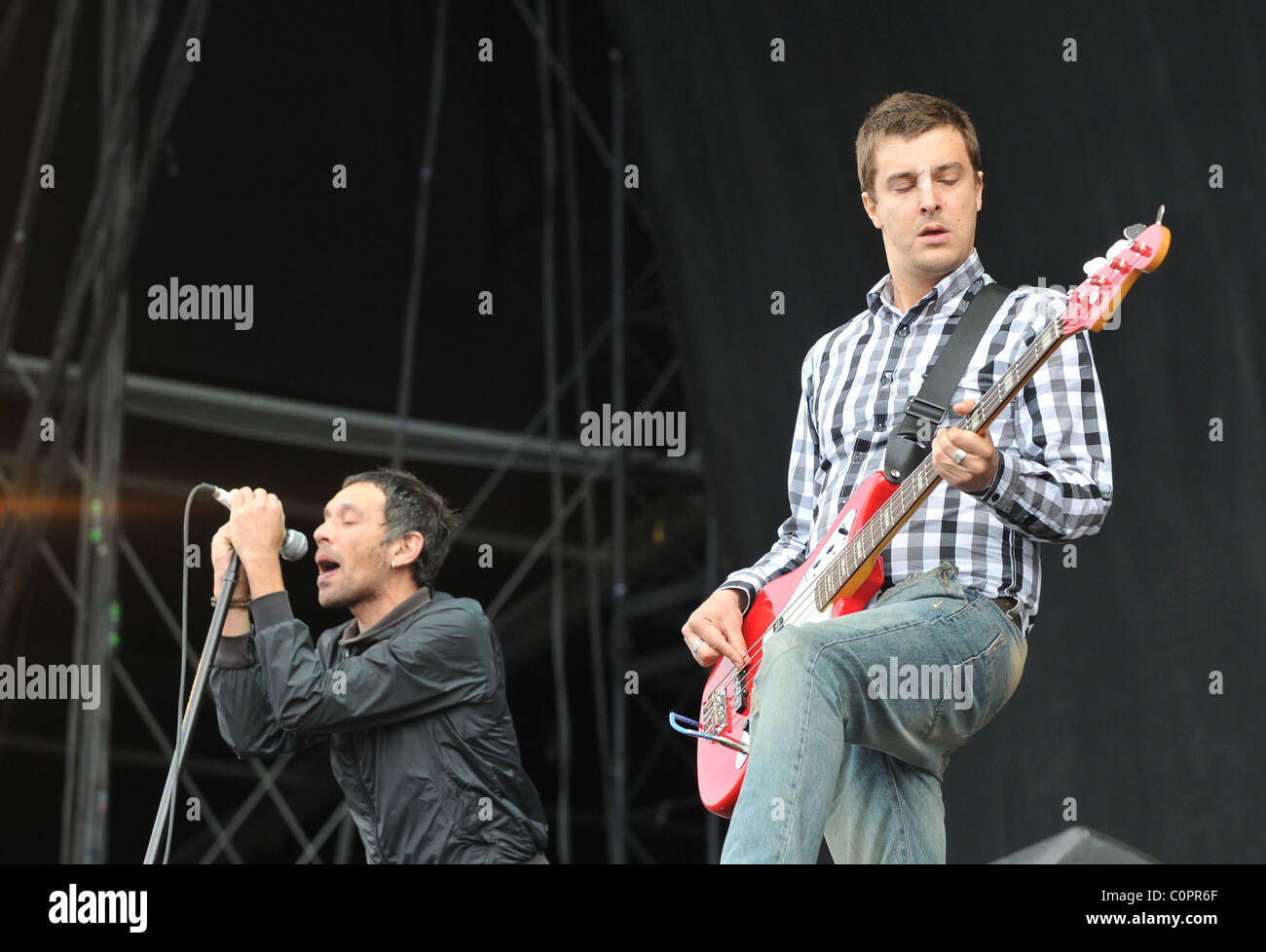 Rick Witter et Tom Gladwin de faire sept Le T in the Park Festival - Jour 3 Perth et Kinross, Scotland - dinner 13.07.08 ( ) Nick Banque D'Images