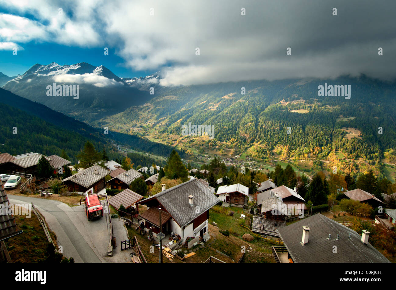 Le Village De St Luc Et Le Val D Anniviers Valais Suisse Photo Stock le-village-de-st-luc-et-le-val-d-anniviers-valais-suisse-photo-stock