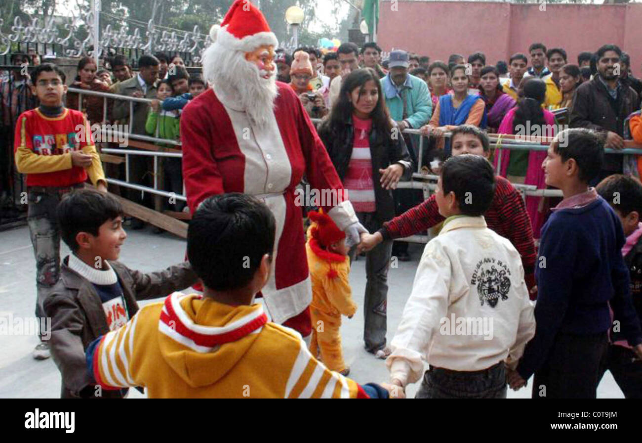 Les célébrations de la fête de Noël dans le Cachemire indien du Cachemire, l'Inde - 25.12.08 (obligatoire) .com Banque D'Images