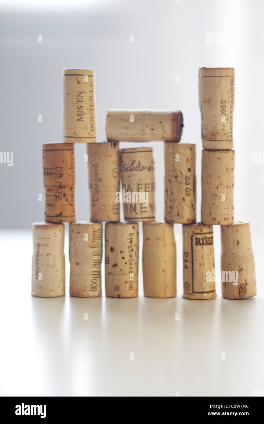 Pile de wine corks Banque D'Images