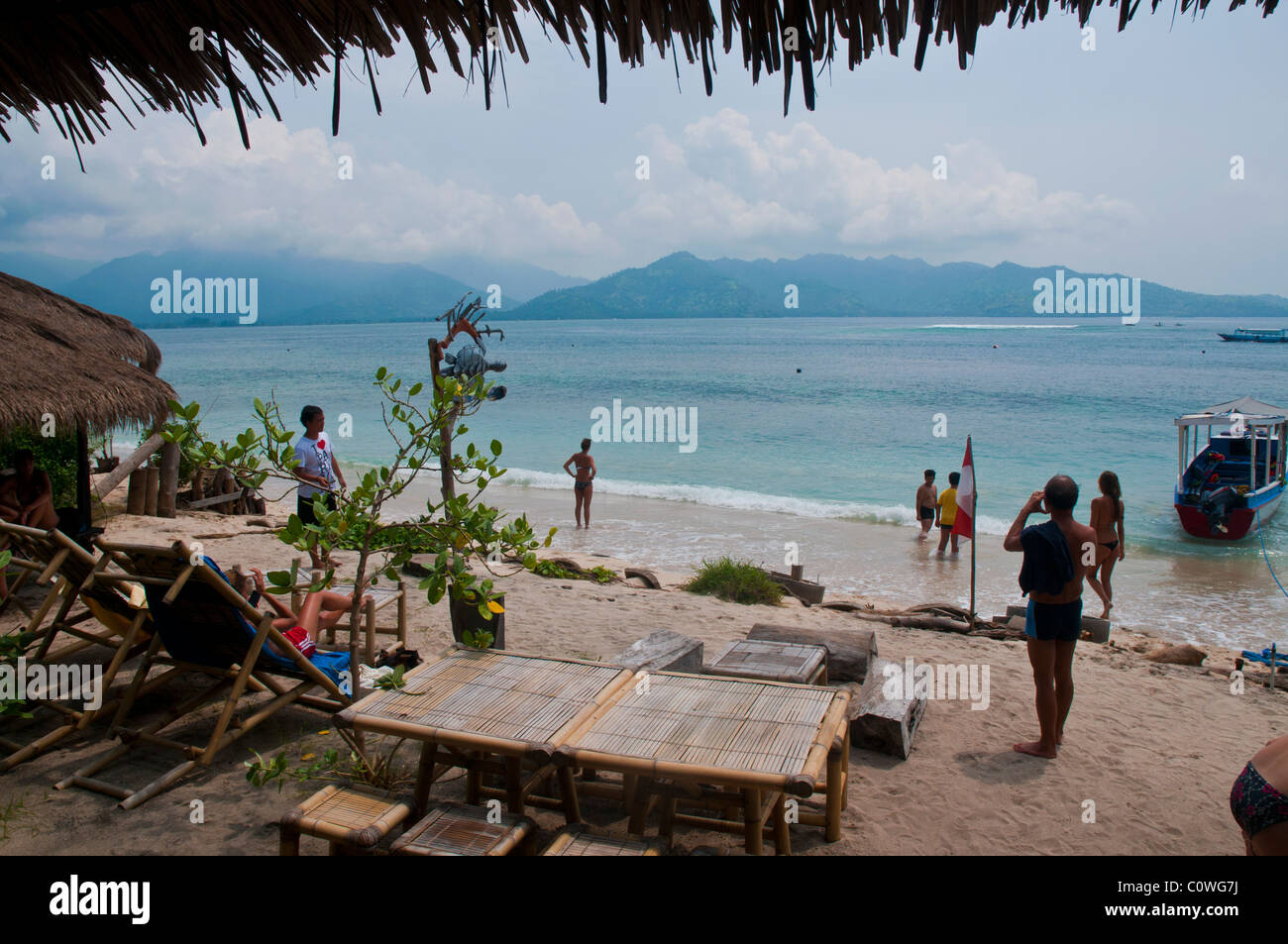 Plage de Gili Air l'île la plus petite de la groupe Gili au large de Lombok en Indonésie Banque D'Images