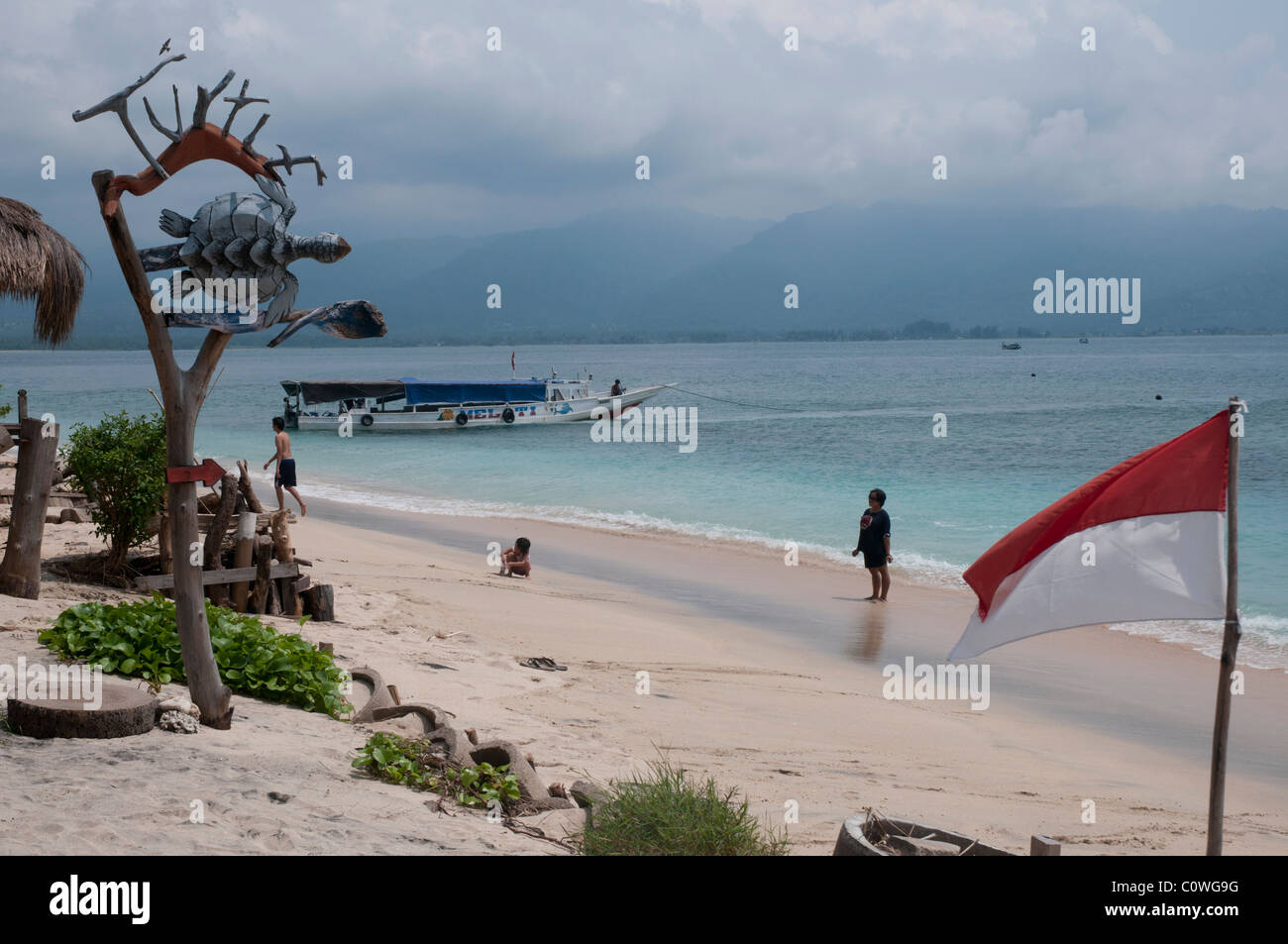 Plage de Gili Air l'île la plus petite de la groupe Gili au large de Lombok en Indonésie Banque D'Images