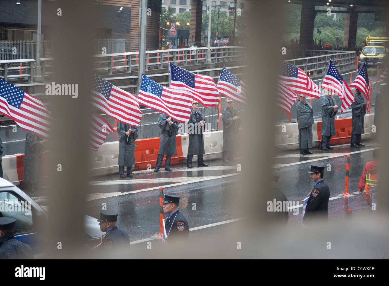 Memorial March pour collègues décédés qui ont couru à travers le Triborough Bridge le 11 septembre. Fire Department, New York Banque D'Images