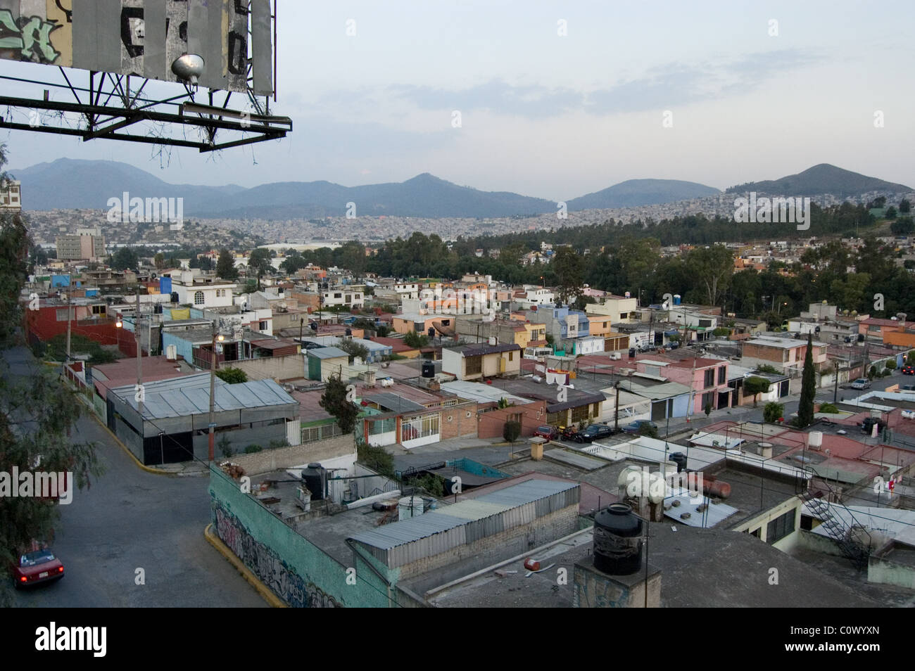 La zone métropolitaine de Mexico pleine de maisons et plus de maisons pour kilomètres Banque D'Images