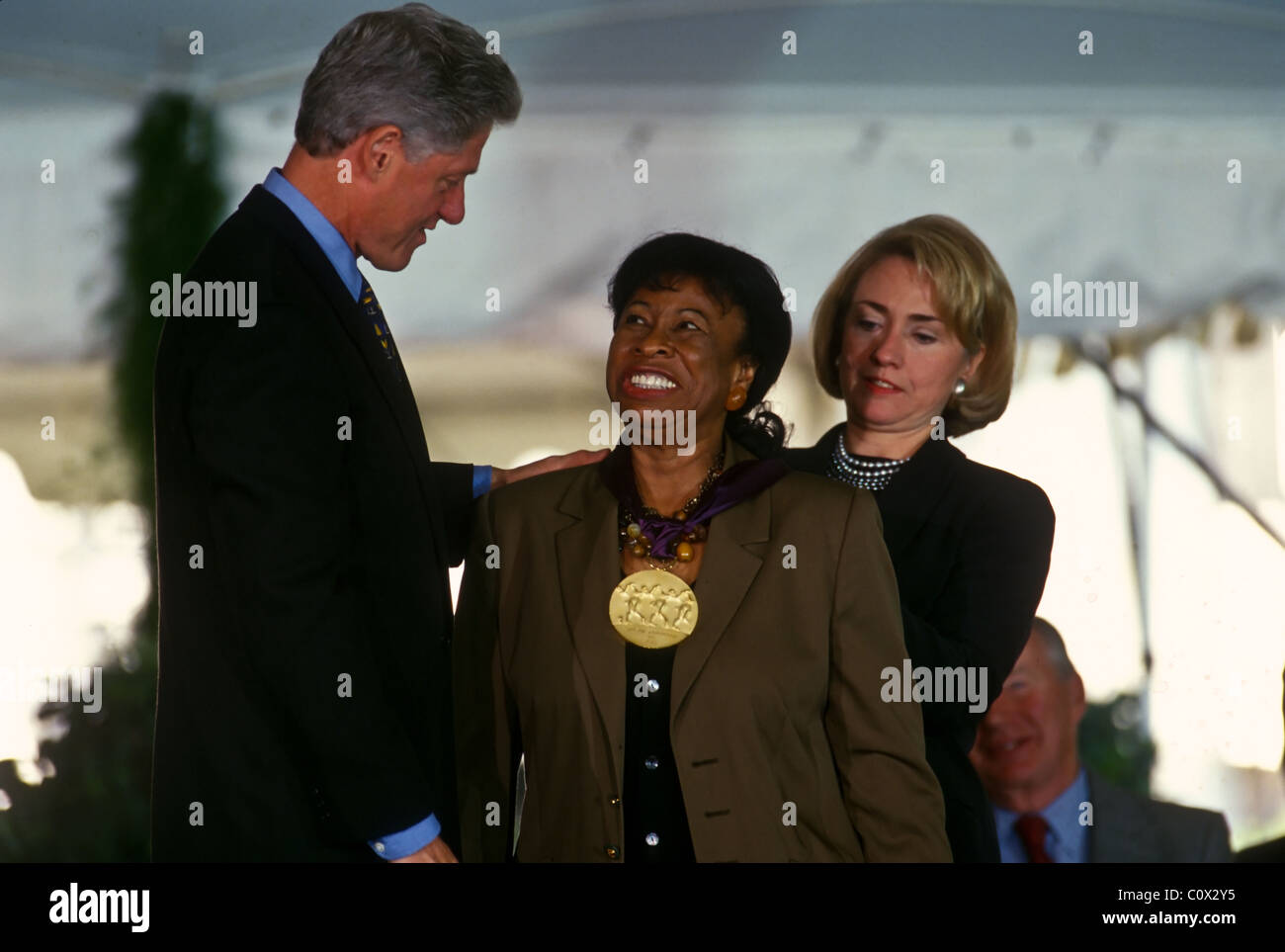 Le président Bill Clinton et la première dame Hillary Clinton honorant Betty Carter à l'humanité et Arts Awards à Washington, DC Banque D'Images