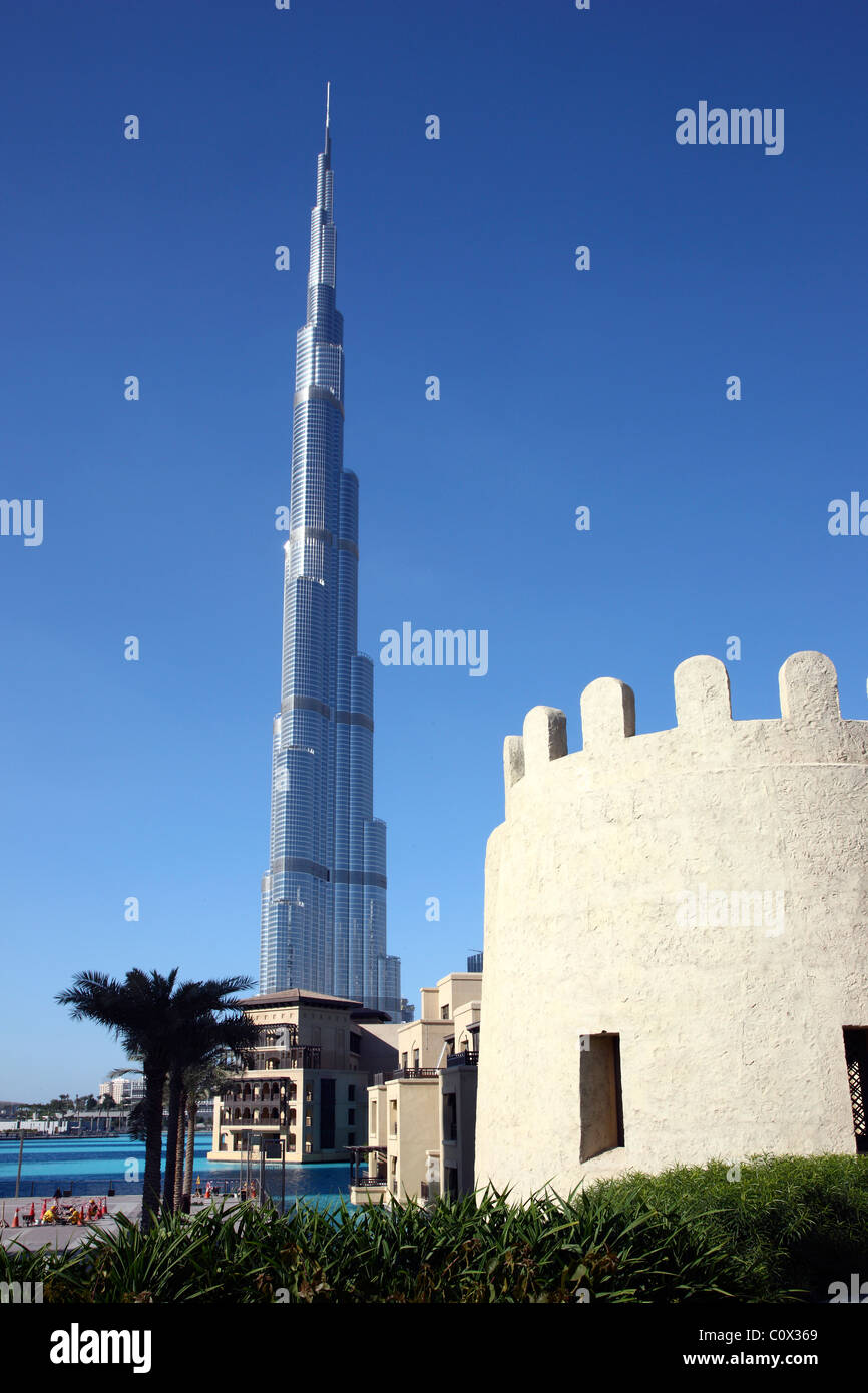 Burj Chalifa, tour, bâtiment le plus haut du monde. Dubaï, Émirats arabes unis. Banque D'Images