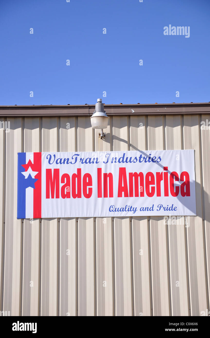 Fabriqué en Amérique signe sur les entreprises locales, Waco, Texas, États-Unis Banque D'Images