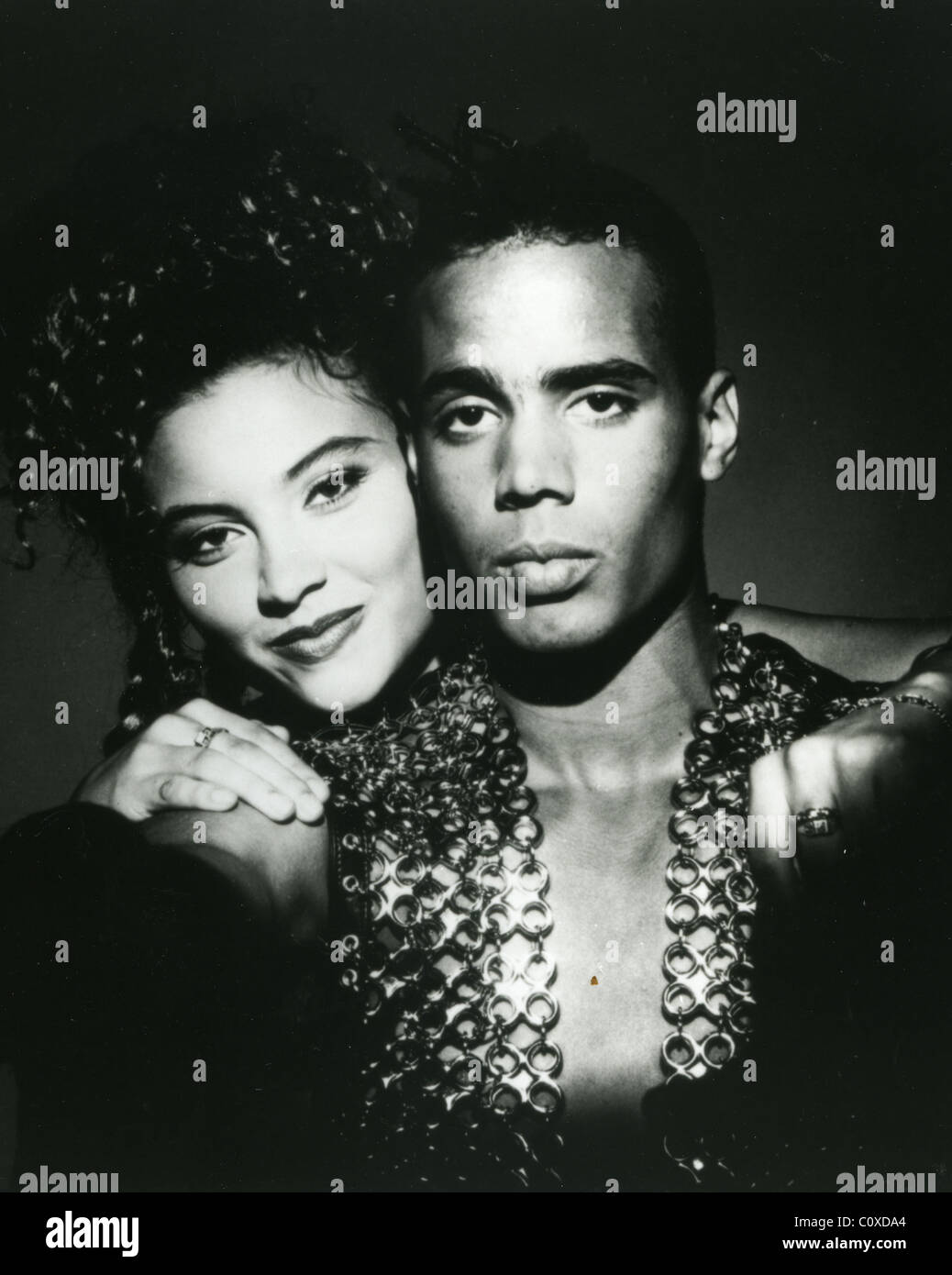 2 unlimited 2023. 2 unlimited сейчас. 2 unlimited 2023. 2 unlimited. Анита 2 unlimited.