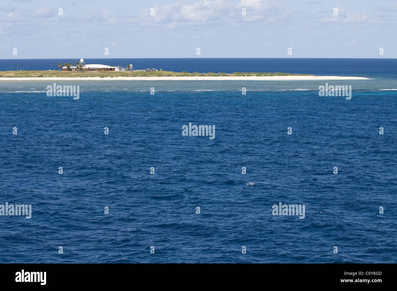 Station de surveillance météo sur Willis Island située au-delà de la Grande Barrière de Corail dans la mer de Corail, Queensland Territoire Banque D'Images