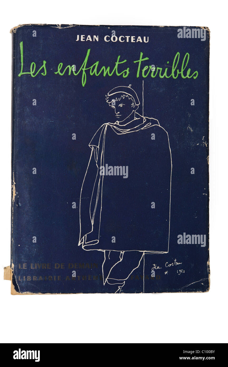 Couverture de livre de Les enfants terribles de Jean Cocteau avec illustration de Cocteau lui-même Banque D'Images