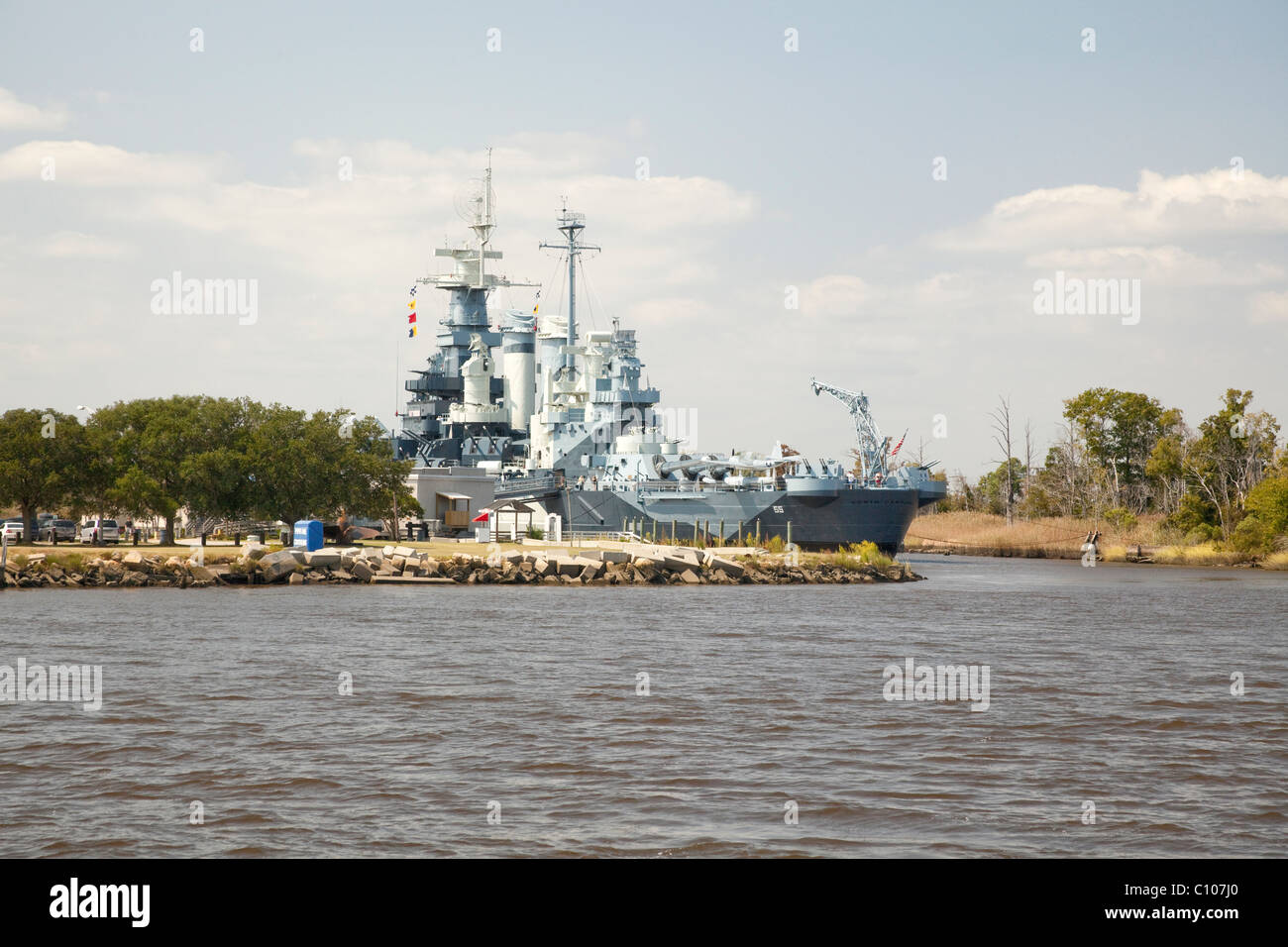 Le cuirassé USS North Carolina amarré sur la rivière Cape Fear Banque D'Images