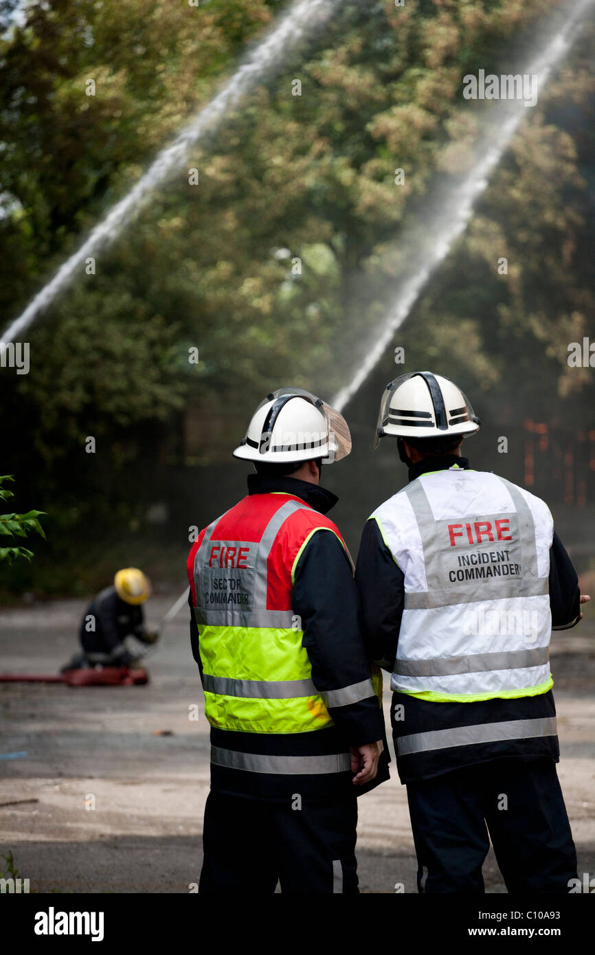 Bâtiment en feu Banque D'Images