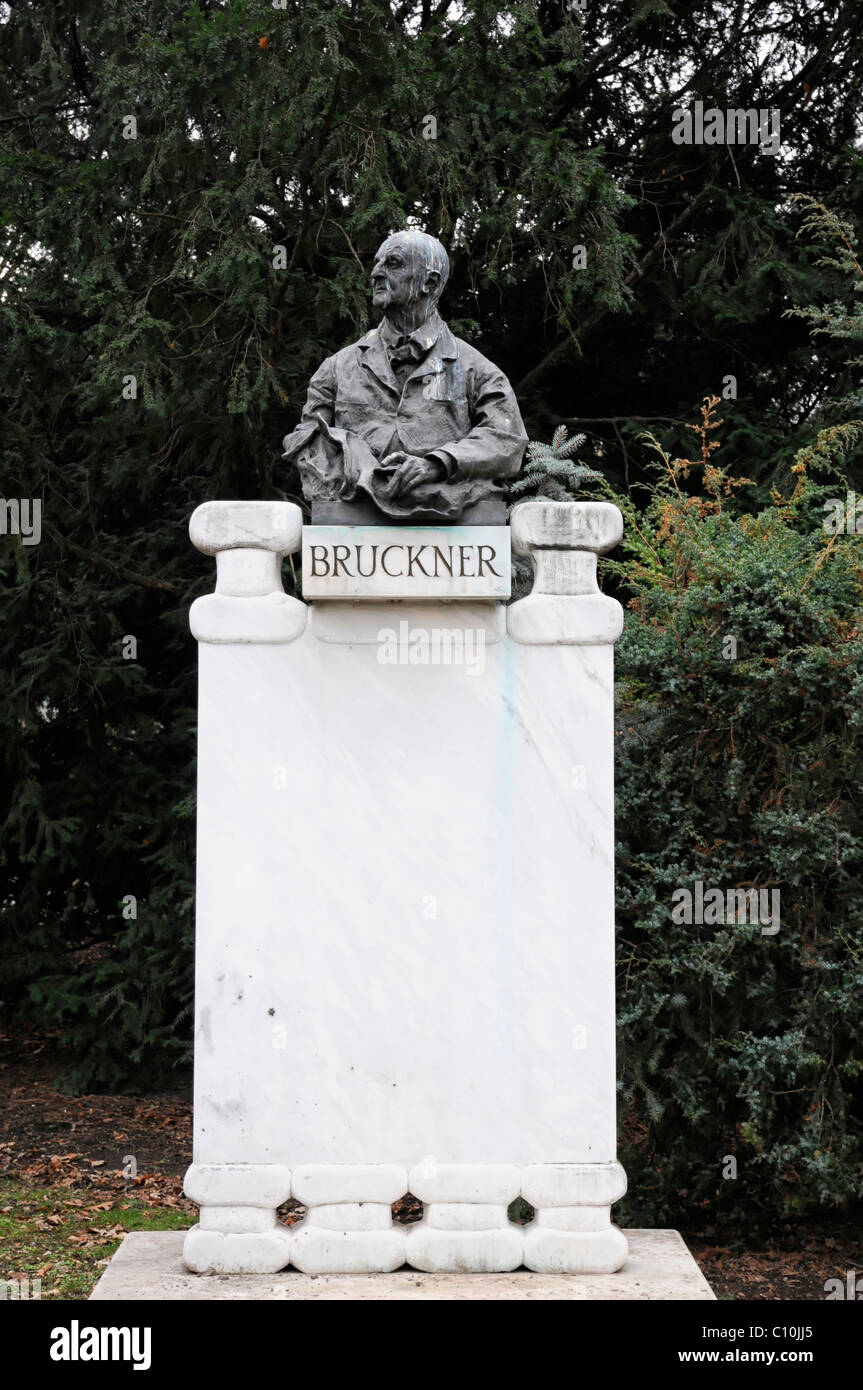 Anton Bruckner, 1824-1896, statue dans le parc municipal, Vienne, Autriche, Europe Banque D'Images