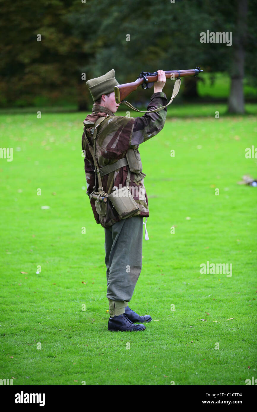 ORIGINAL WW2 ARMÉE Britannique Smle Lee Enfield Laiton D Bouteille S. H&S Marqué EUR 36,89