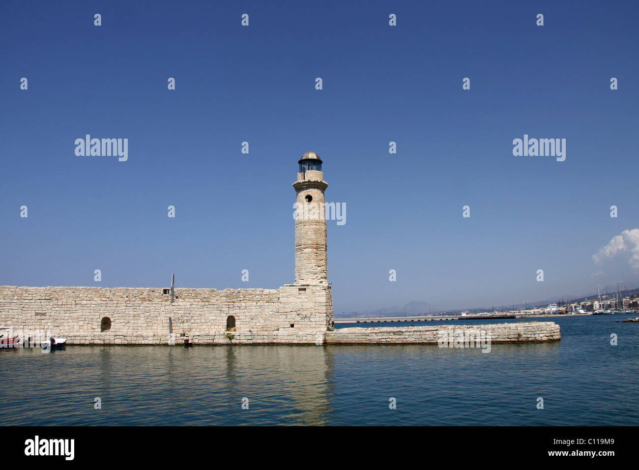 Vieux phare, Port, Rethymnon, Rethymno, Crète, Grèce, Europe Banque D'Images