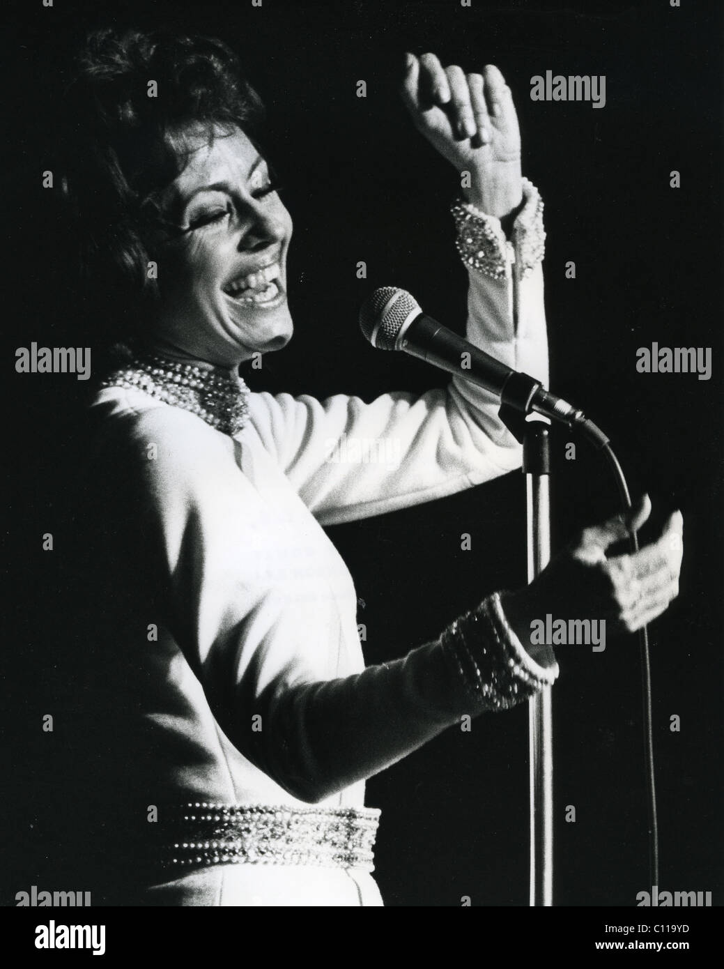 CATARINA VALENTE, chanteuse franco-italienne à propos de 1970. Photo Tony Gale Banque D'Images
