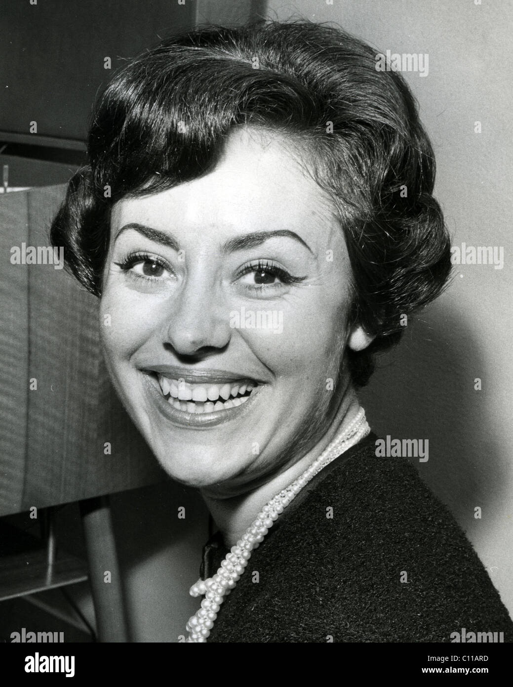 CATARINA VALENTE, chanteuse franco-italienne à propos de 1960 Banque D'Images