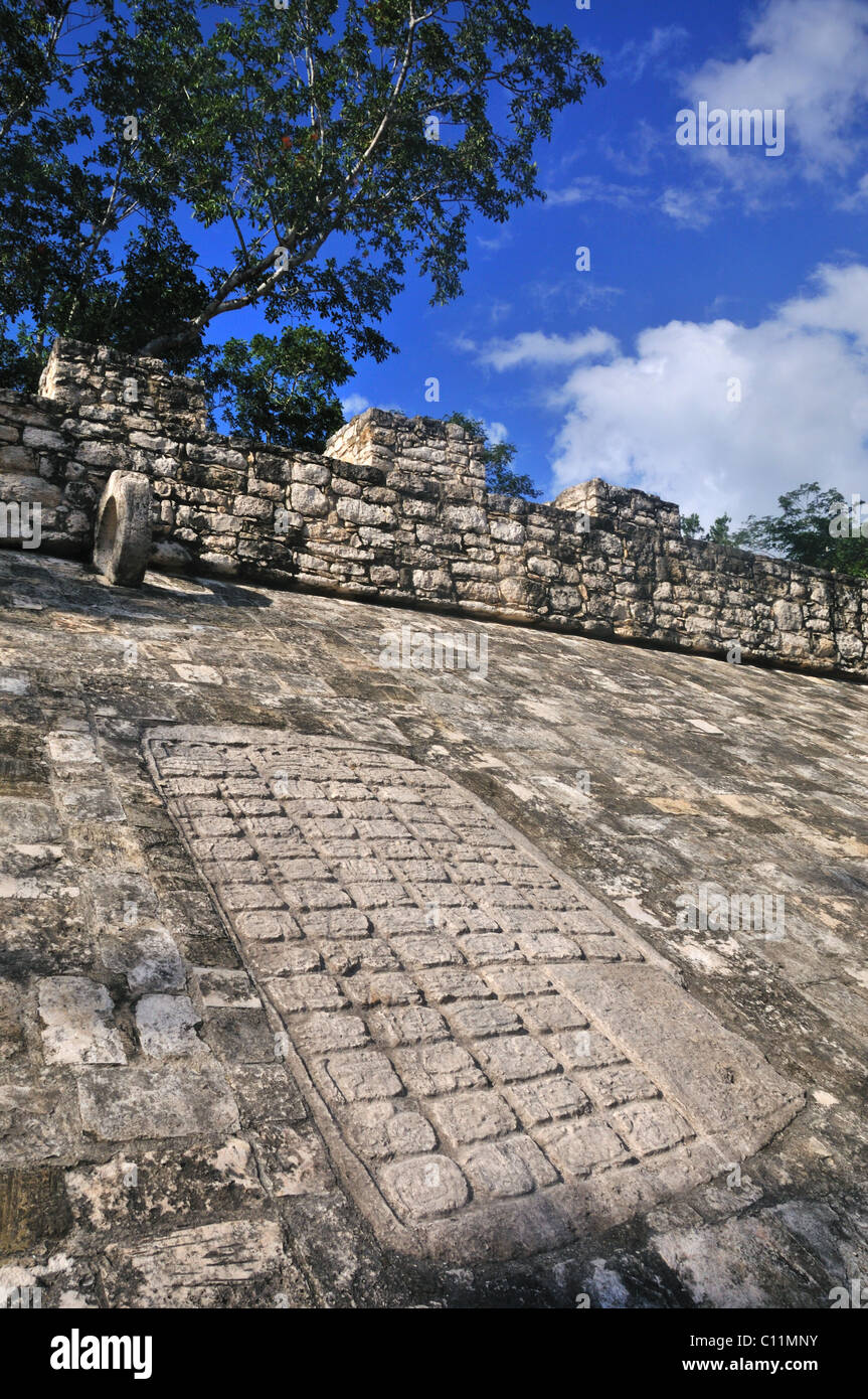 Ruines de l'ancien jeu de balle maya à Coba Banque D'Images