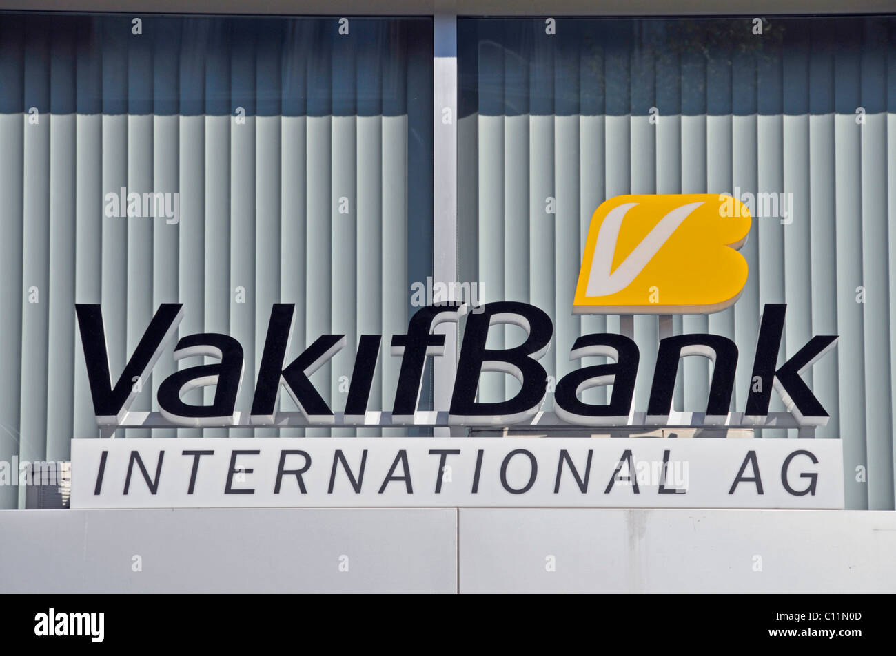 Branche de la Vakifbank turcs à Cologne, Rhénanie du Nord-Westphalie, Allemagne, Europe Banque D'Images