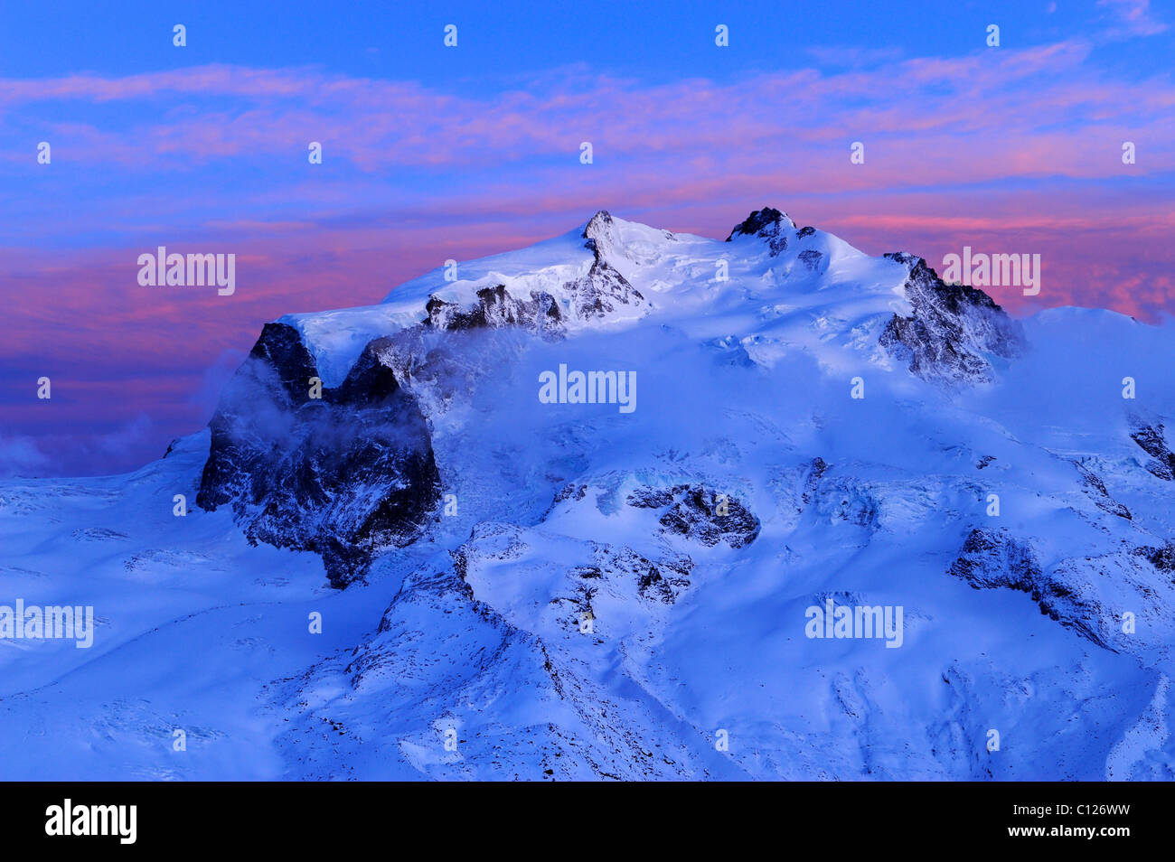 Monte Rosa montagnes avec la plus haute montagne de Suisse, la Pointe Dufour, sea, Zermatt, Valais, Suisse Banque D'Images