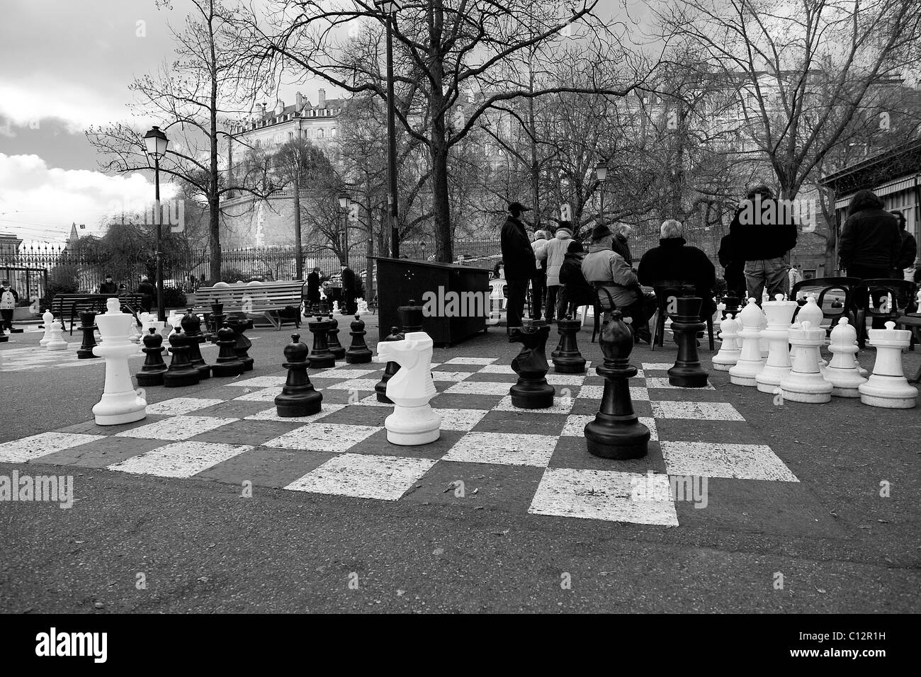 Jouer aux échecs, Geneve, Suisse Park Photo Stock - Alamy