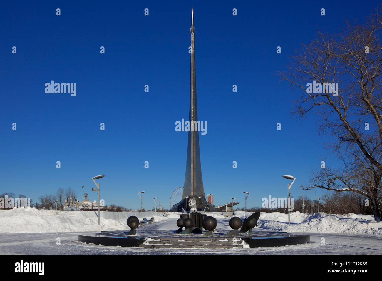 Monument des conquérants de l'espace (1964) à Moscou, Russie Banque D'Images