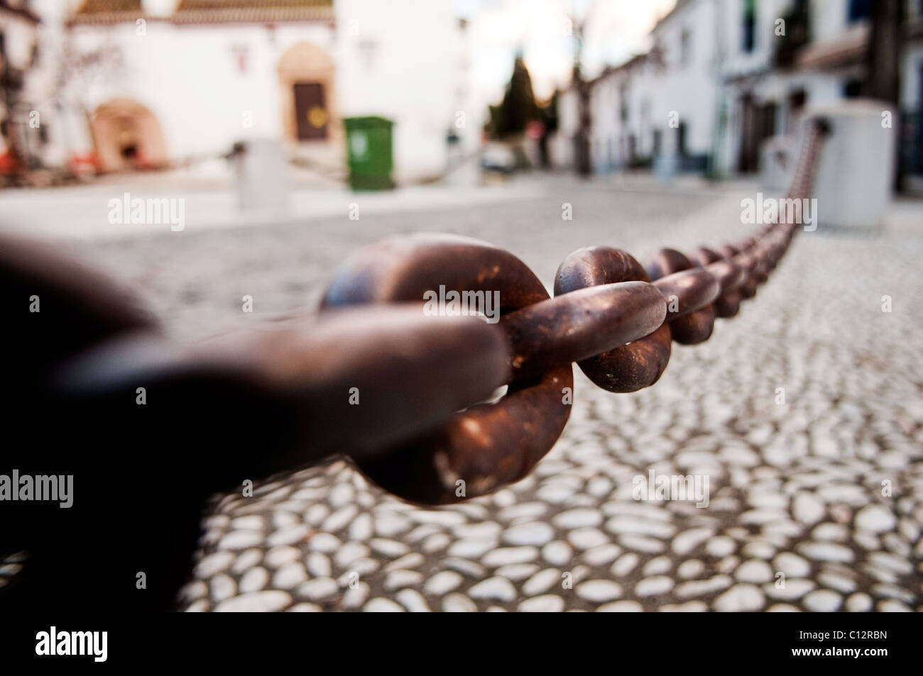 Chaîne en métal dans la Vieille-Ville, Granada, Espagne Banque D'Images