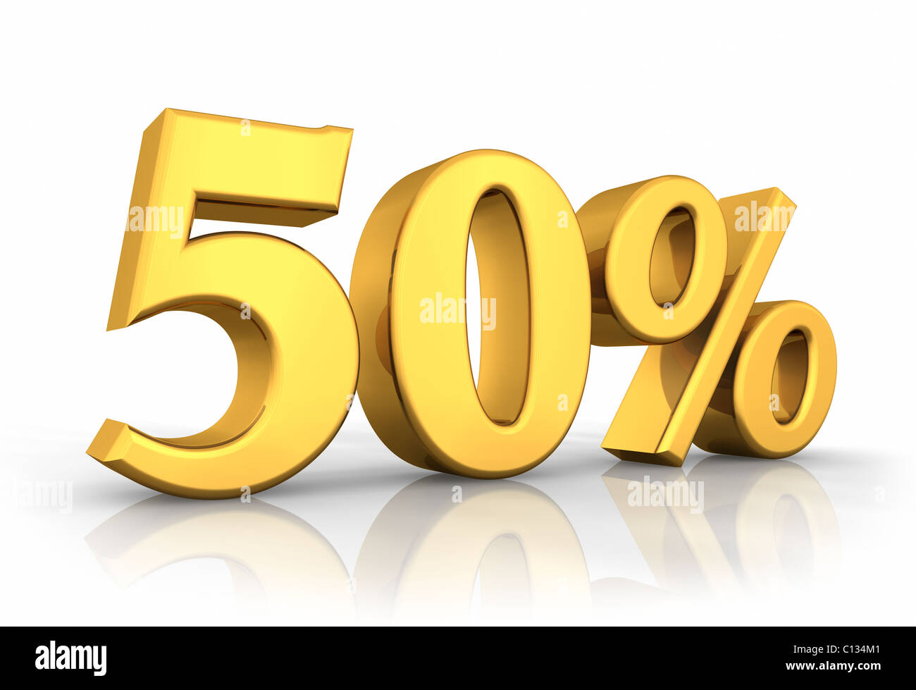 Cinquante pour cent de l'or, isolé sur fond blanc. 50 % Banque D'Images