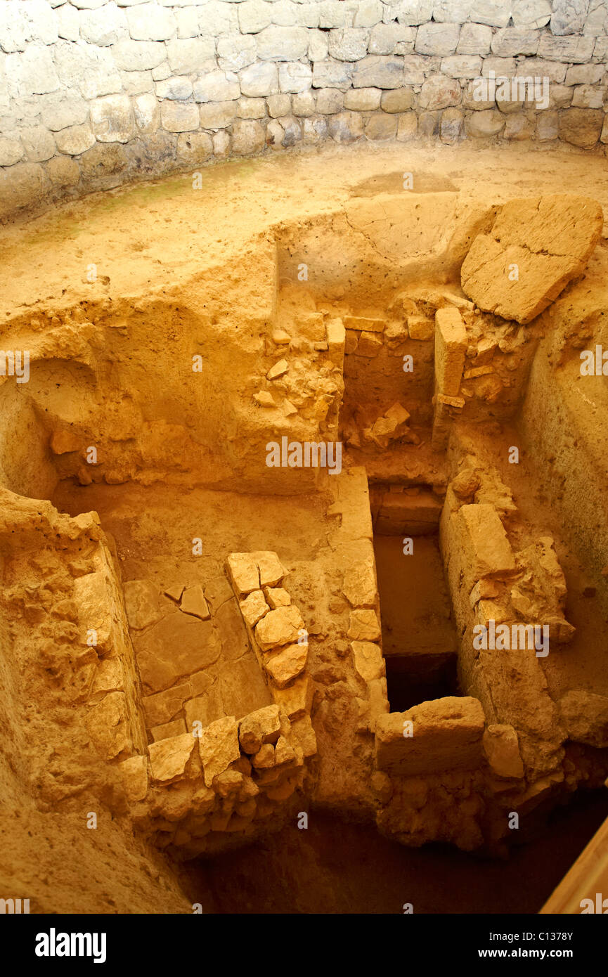 Tholos mycénienne tombeau [ 1300 ] Colombie-britannique. à la périphérie du village, près de Tzanata Poros dans le sud-est de Céphalonie, à Ionia Banque D'Images