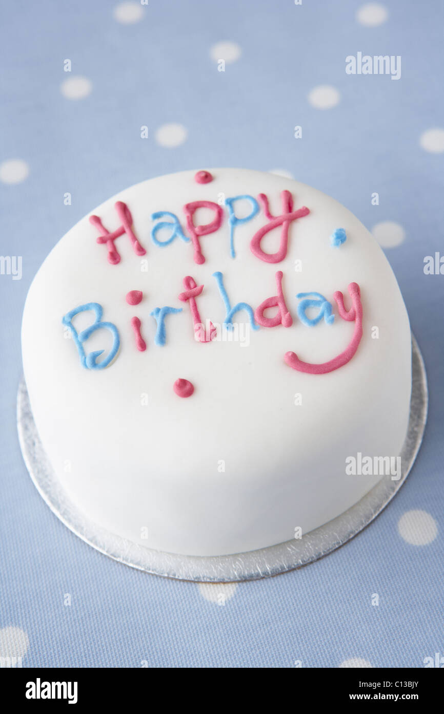 Un gâteau d’anniversaire Banque D'Images