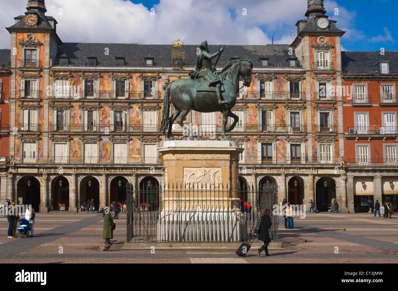 Felipe III statue sur la Plaza Mayor de Madrid Espagne Europe centrale Banque D'Images