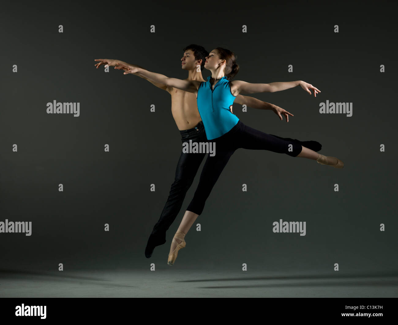 Paire de danseurs de ballet pratique Banque D'Images