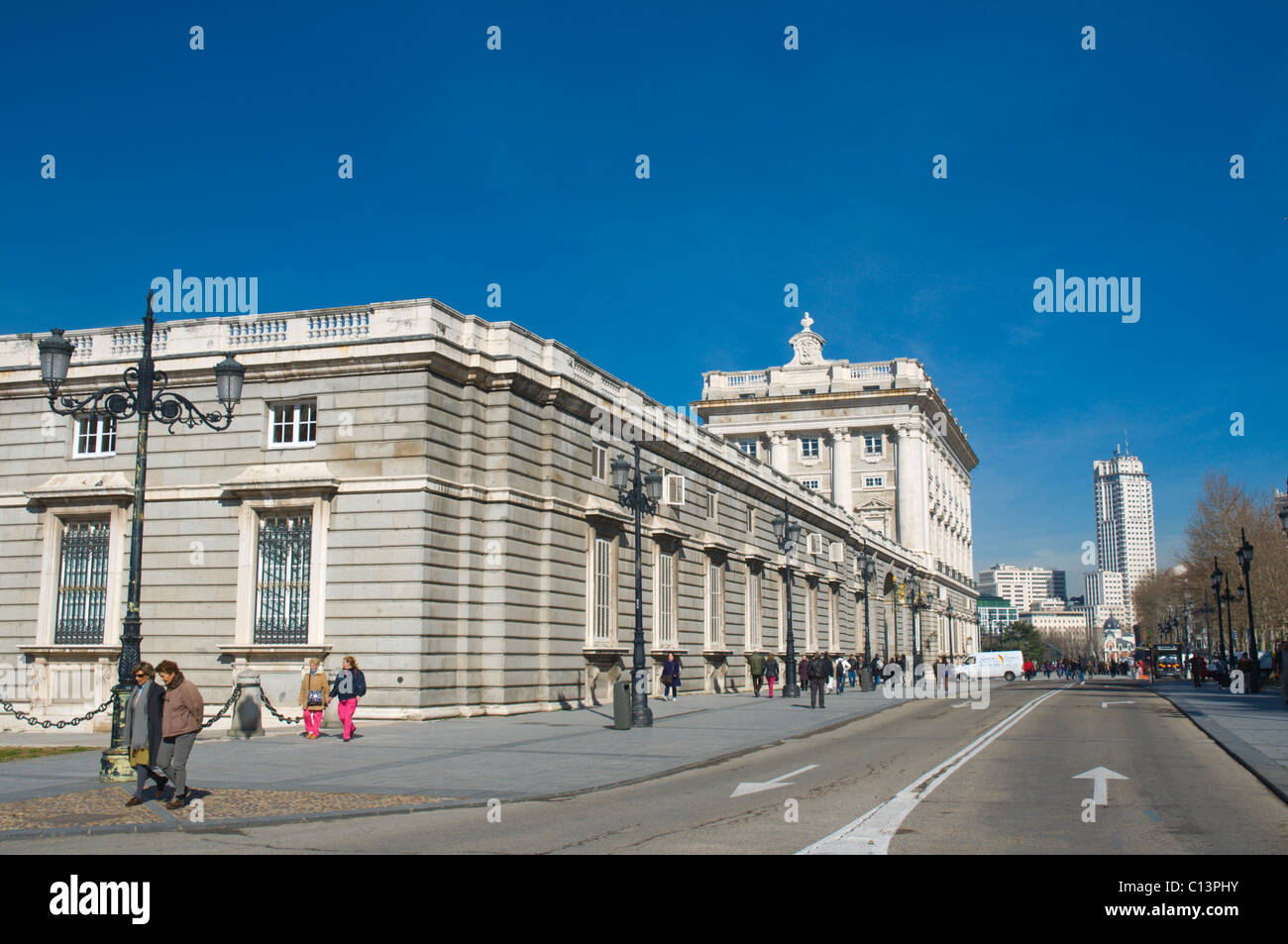 Calle Bailen rue devant le Palais Royal palais royal Madrid Espagne Europe centrale Banque D'Images