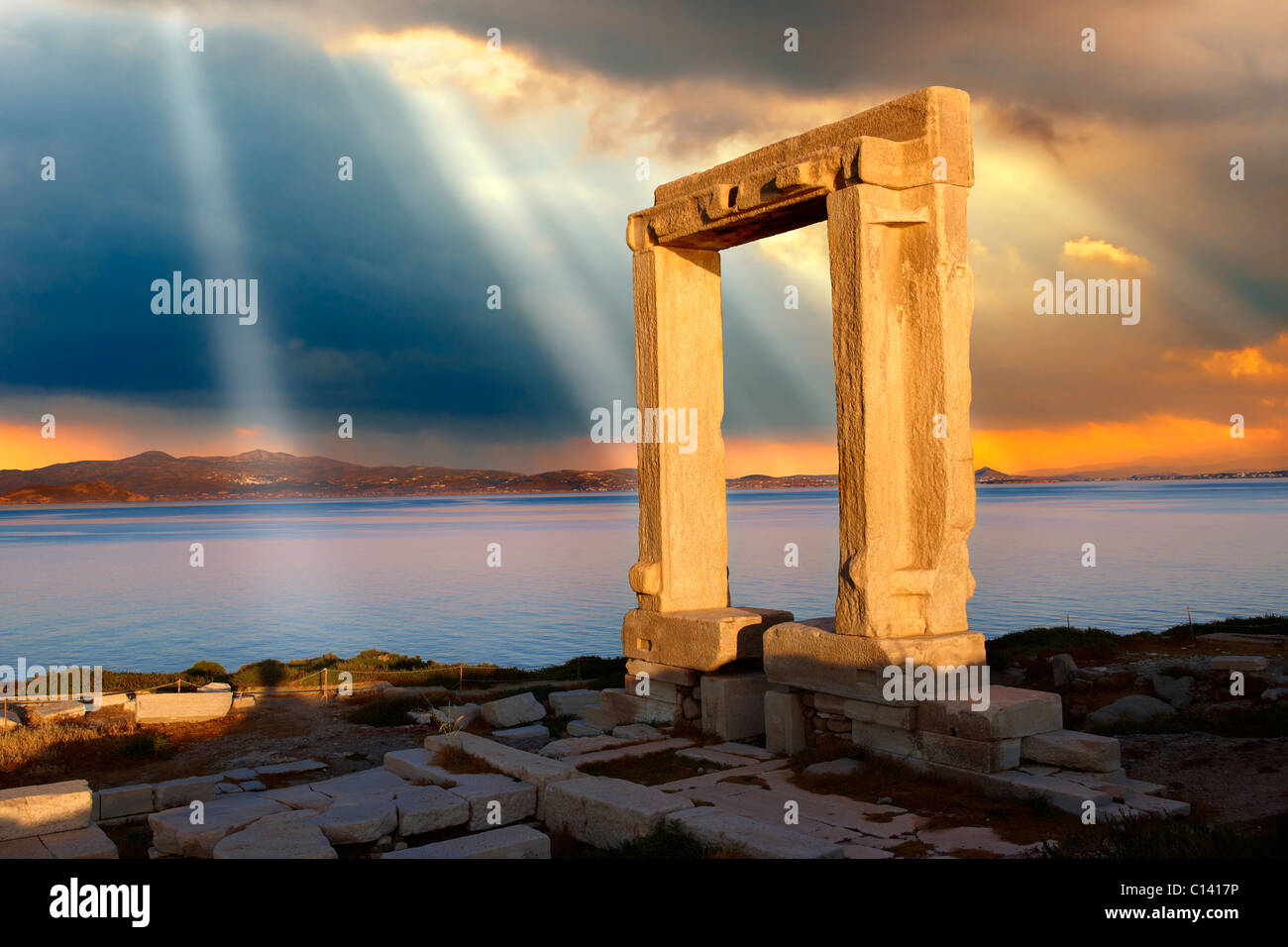 Porte des ruines du temple d'Apollon. Naxos, Cyclades grecques. Banque D'Images