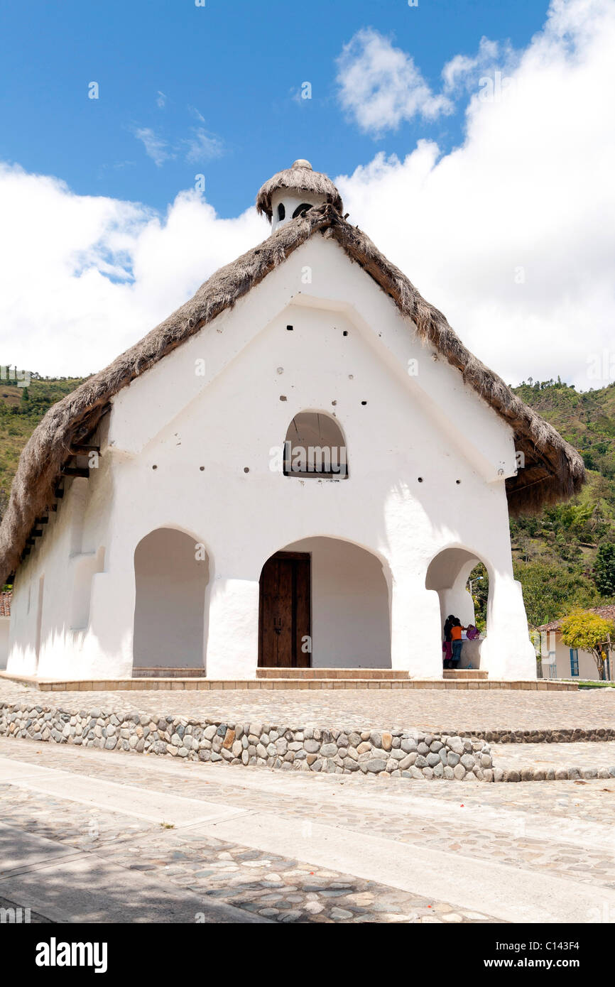 Archéologiques Tierradentro, Colombie, de la place principale et l'église coloniale Banque D'Images