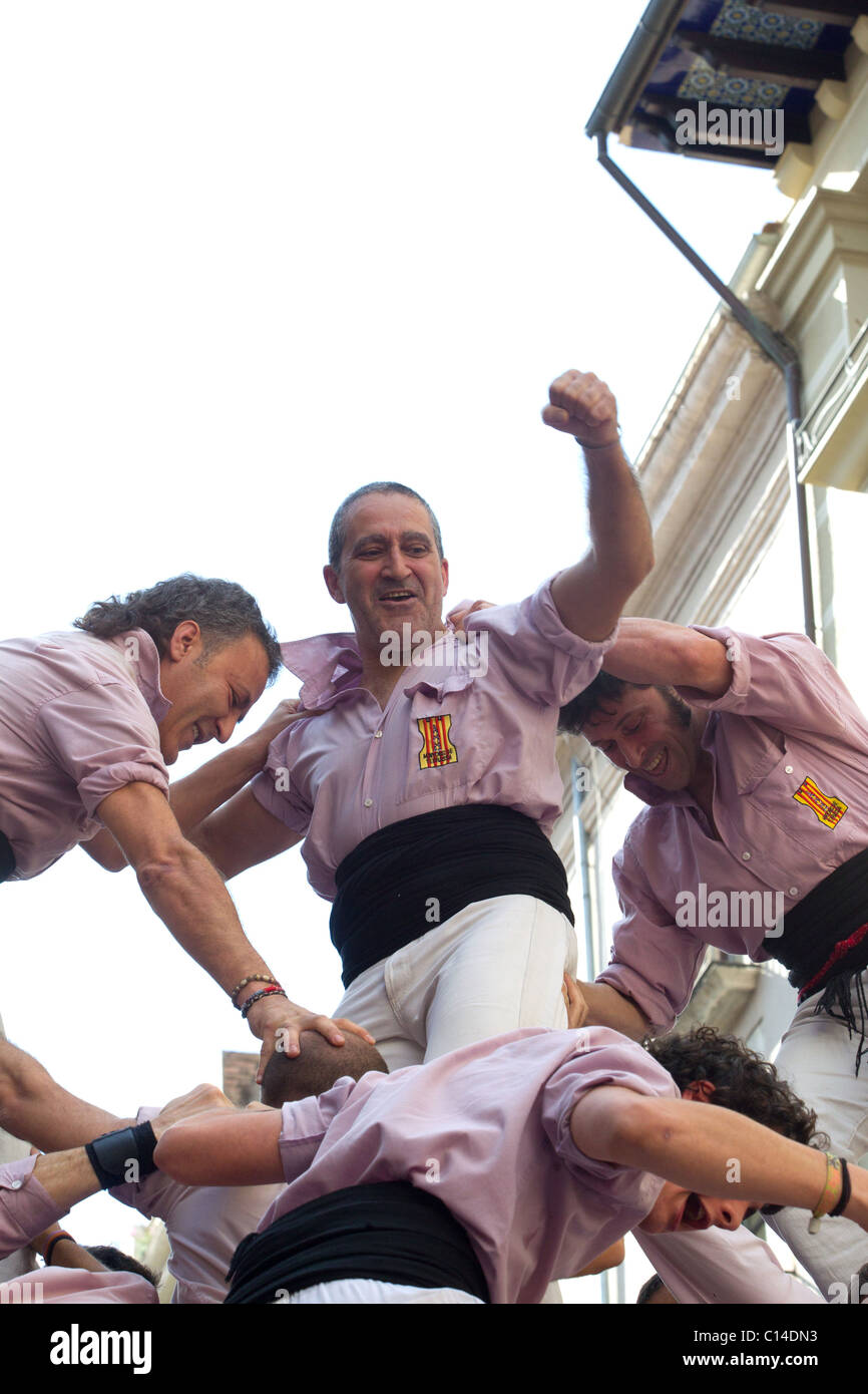 Les participants ont célébré dans les festival tour de Catalogne, Espagne Banque D'Images