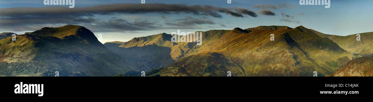 Vue panoramique de Birks, St Sunday Crag, Dollywagon, Brochet, Brochet Nethermost Helvellyn et Catstye cam, Lake District Banque D'Images