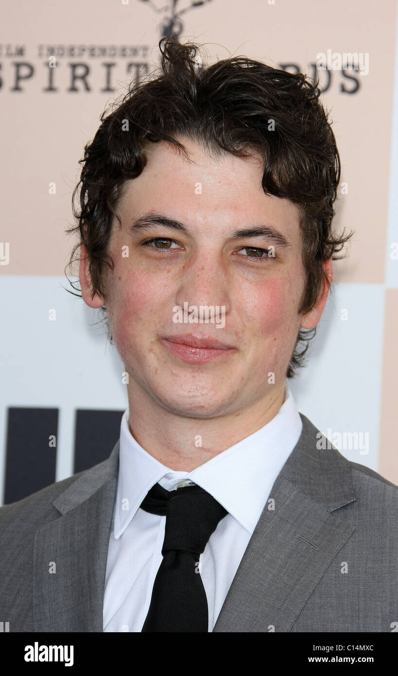MILES TELLER 2011 Film Independent Spirit Awards : LOS ANGELES CALIFORNIA USA 26 Février 2011 Banque D'Images