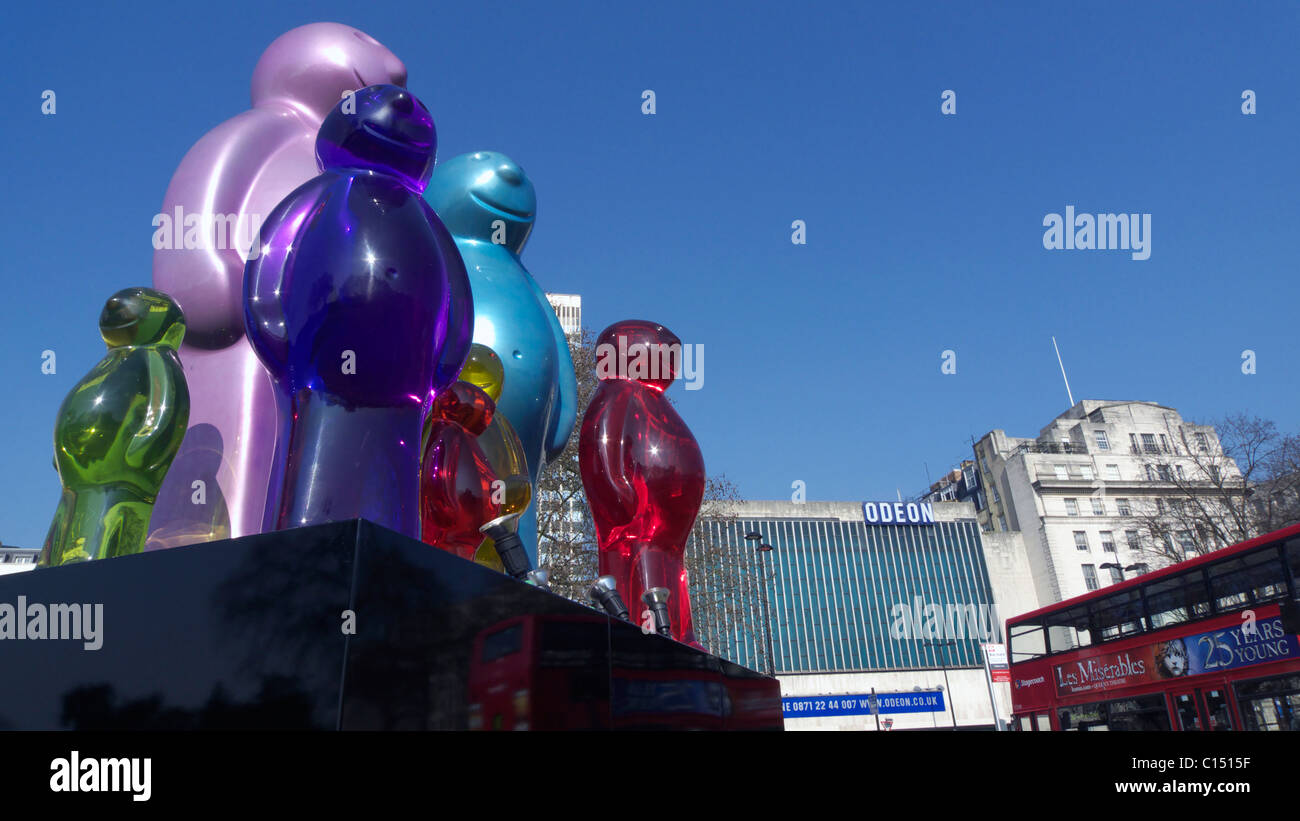 United Kingdom West London Marble arch statue d'une famille de jelly bean Banque D'Images