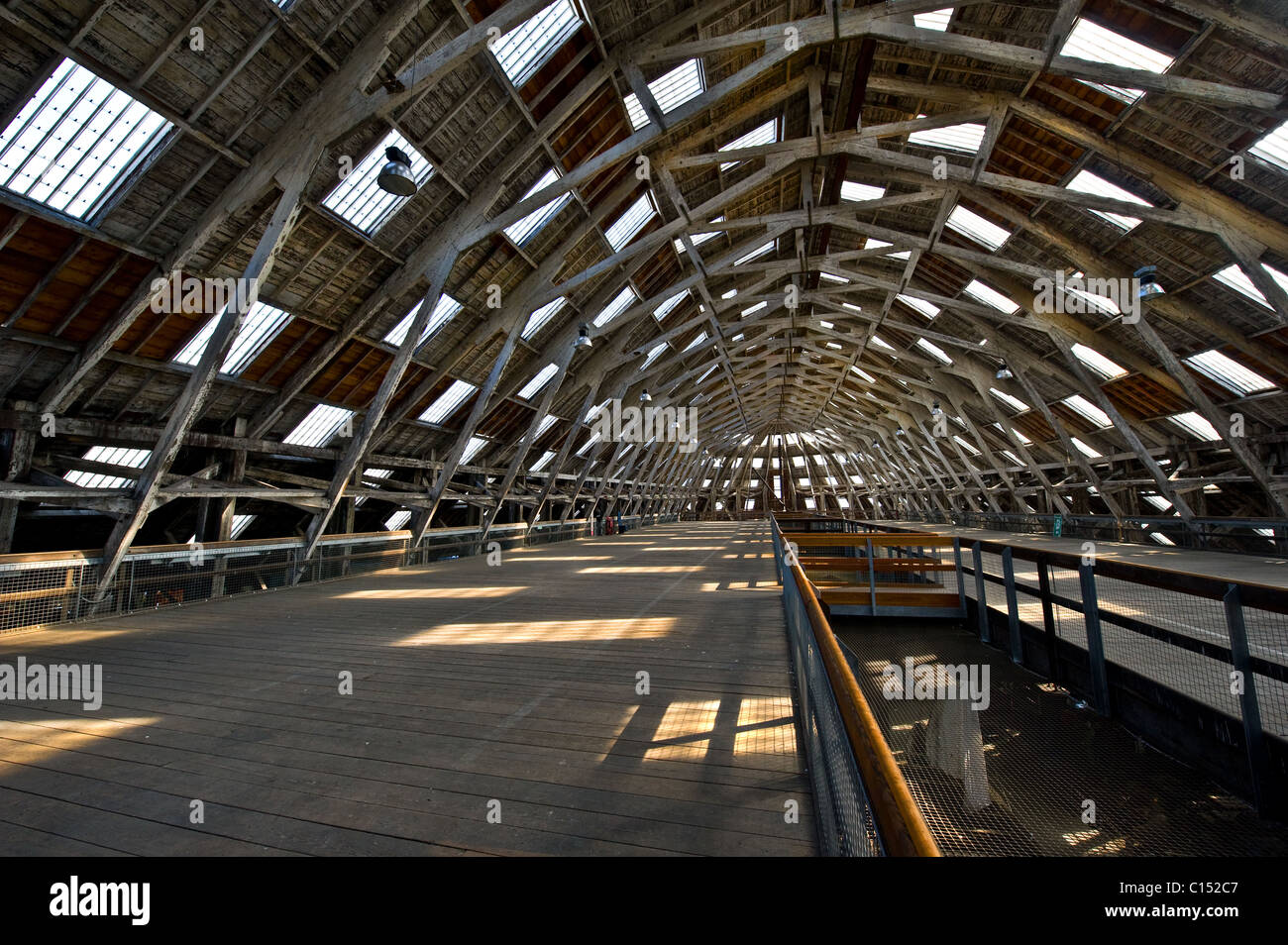 La mezzanine de NO3 couverts patiner à Cran-gevrier, dans le Kent. Banque D'Images