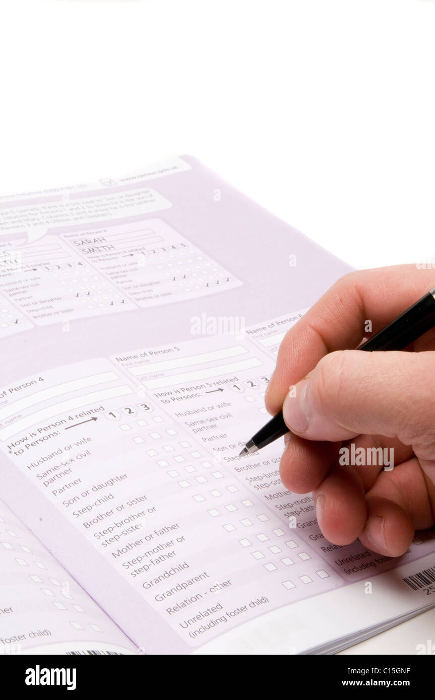 Office national de la statistique du recensement formulaire formulaires remplir au stylo détails information statistiques sur les données de l'enquête du gouvernement uk part co Banque D'Images