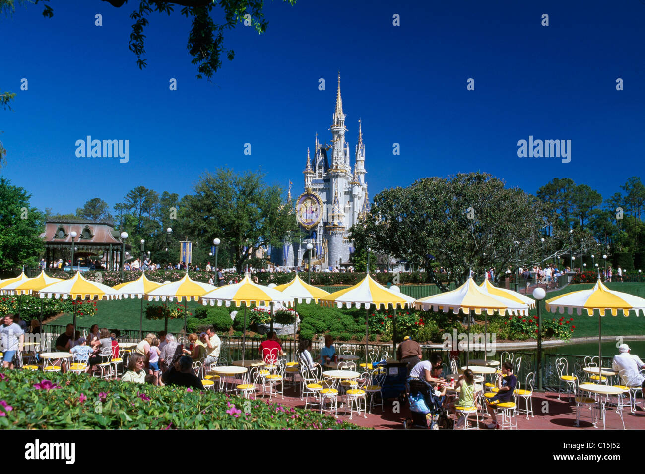 Terrasse de restaurant, Disneyworld, Disney World, Orlando, Floride, USA Banque D'Images