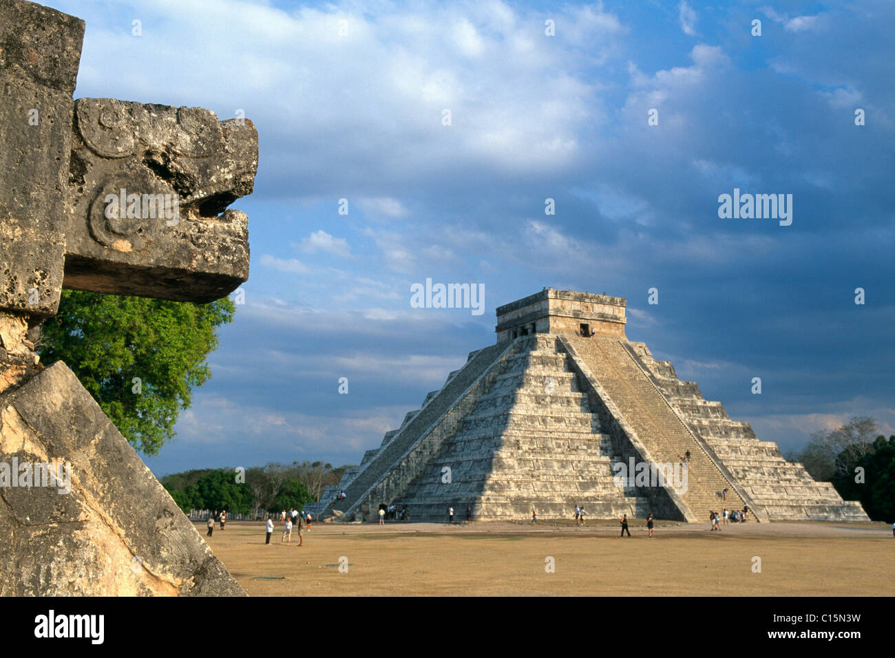 Pyramide de Kukulkan, Temple de Kukulkan, Chichen Itza, Yucatan, Mexique Banque D'Images