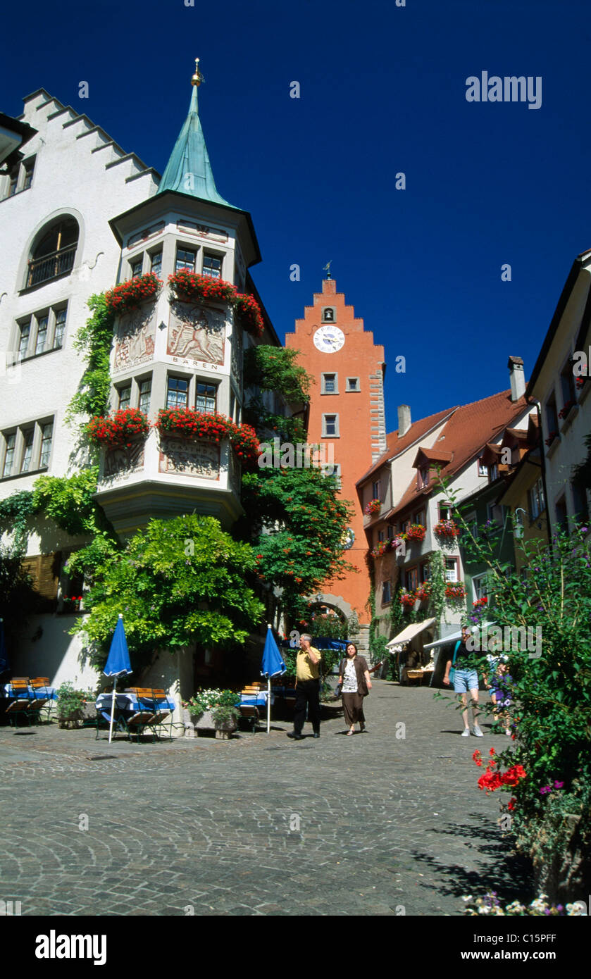 Hotel Loewen et restaurant à vins, Obertor, ville haute porte, Meersburg, Lac de Constance, Bade-Wurtemberg, Allemagne Banque D'Images