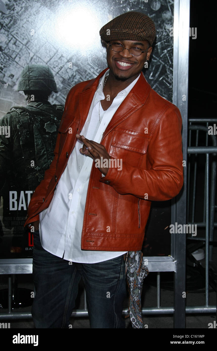 NE-YO BATTLE : LOS ANGELES FILM PREMIERE. COLUMBIA PICTURES LOS ANGELES CALIFORNIA USA 08 Mars 2011 Banque D'Images
