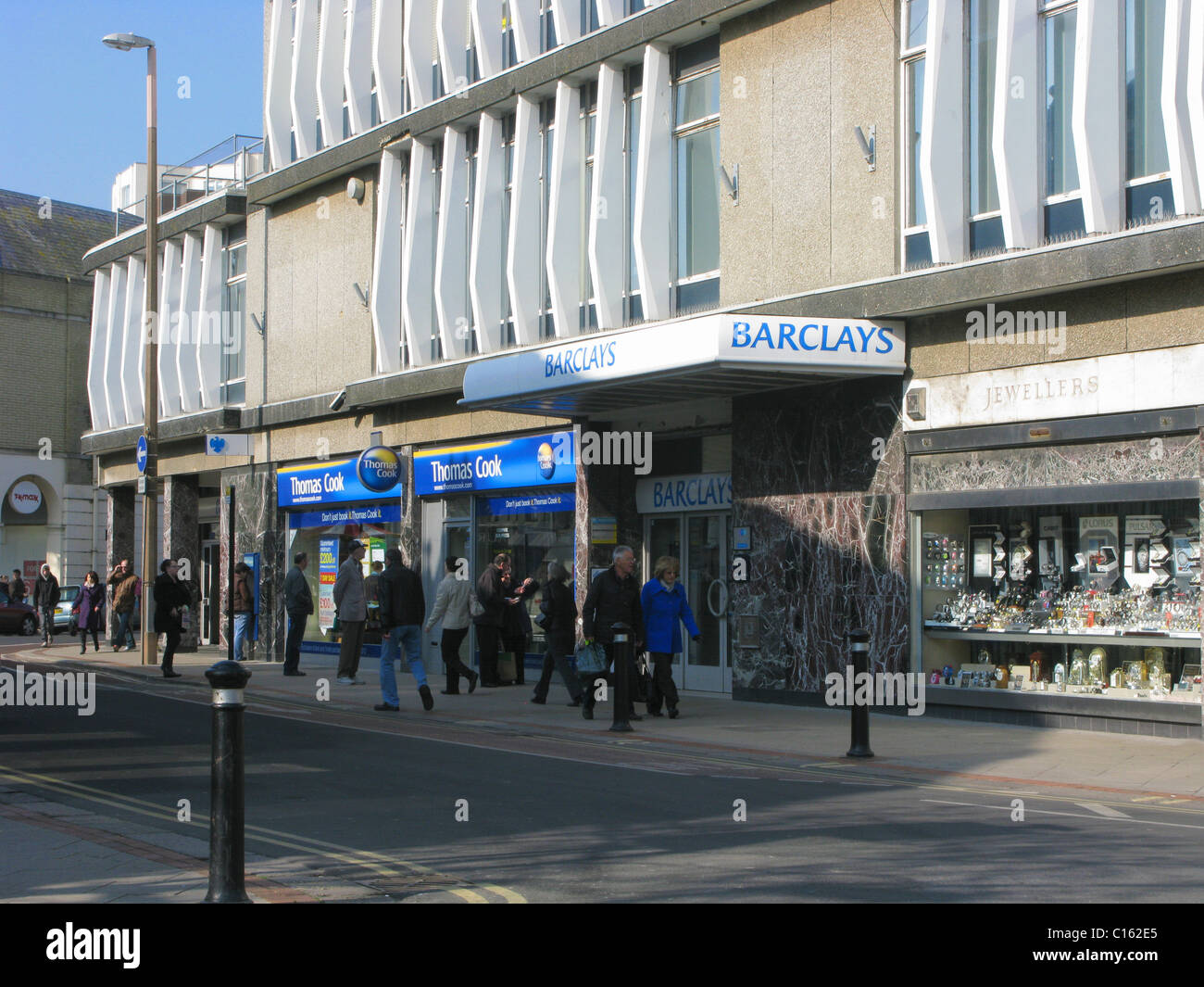 Barclays Bank & Thomas Cook Vacances détaillant Worthing West Sussex Banque D'Images