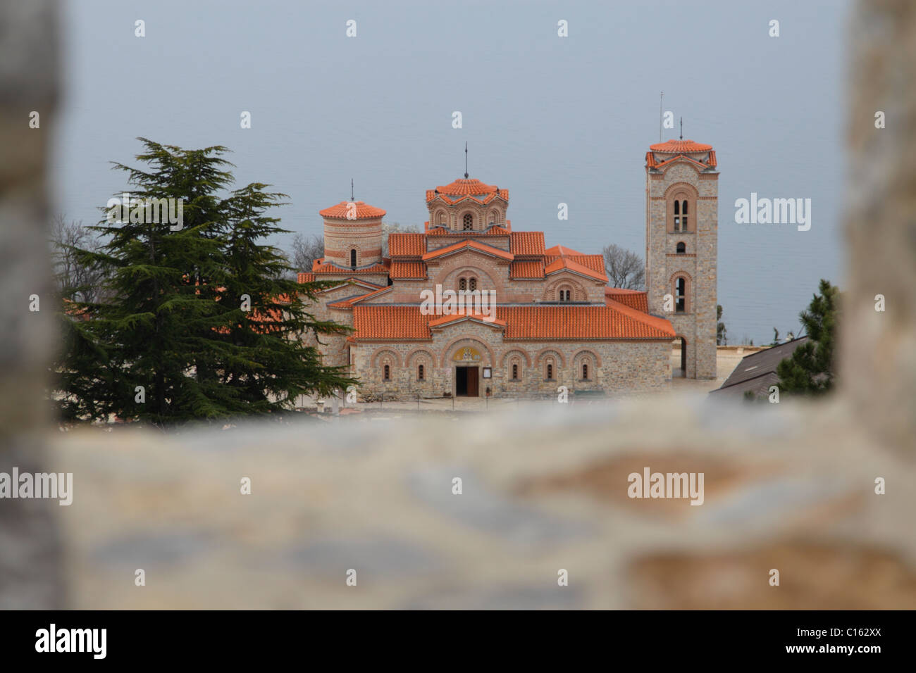 L'église St Pantelejmon sur la rive du lac Ohrid, République de Macédoine Banque D'Images