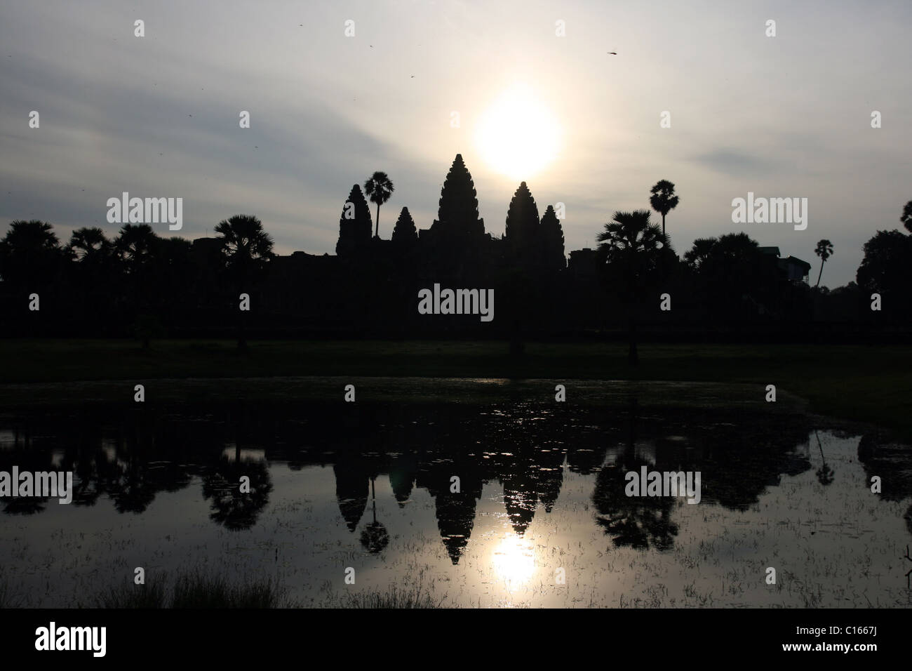 Angkor Vat au lever du soleil - Cambodge Banque D'Images