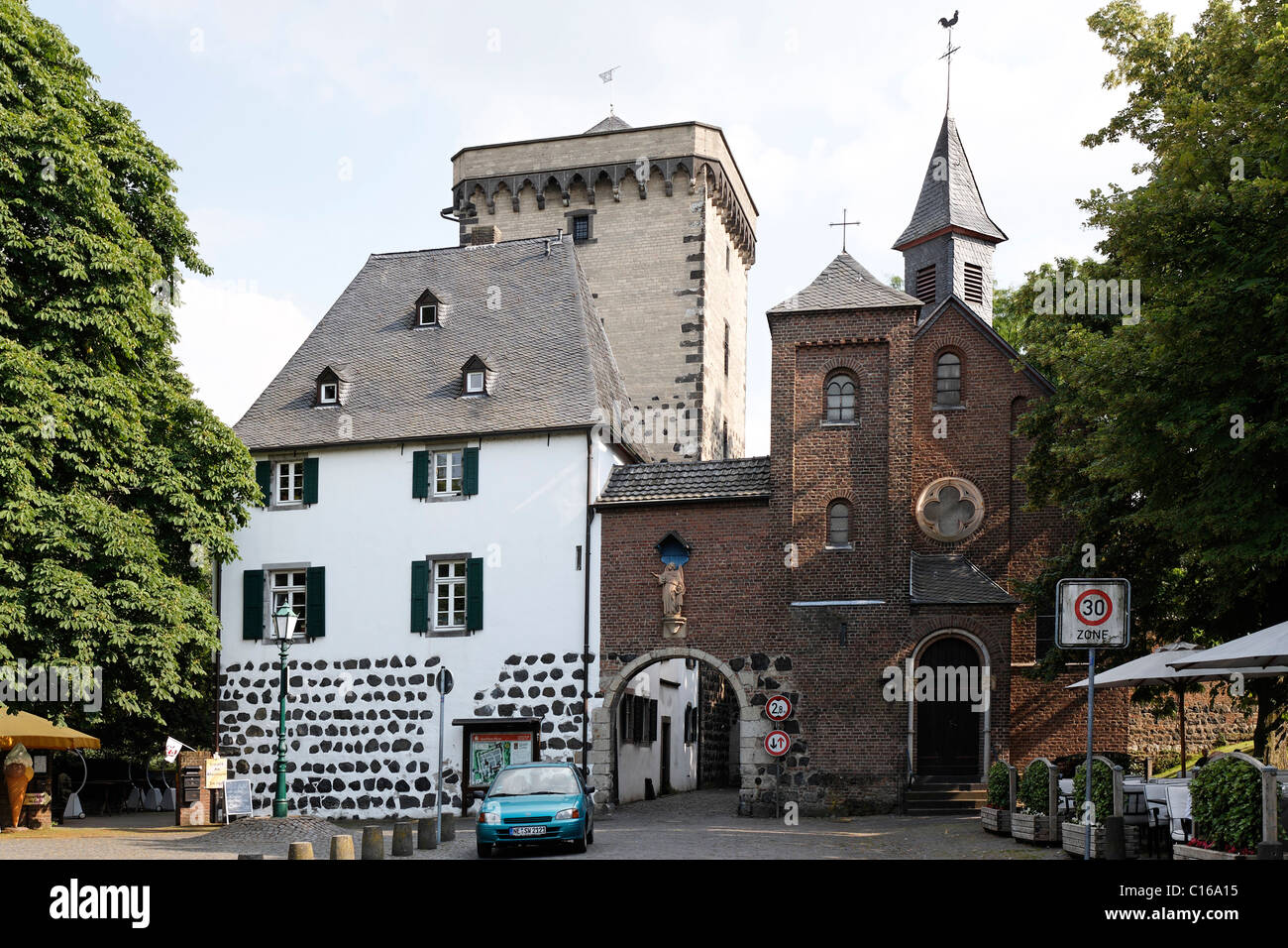 La forteresse de Zons, ancien poste de douanes et médiévale tour du Rhin, Dormagen, région du Bas Rhin, Rhénanie du Nord-Westphalie, Allemagne Banque D'Images