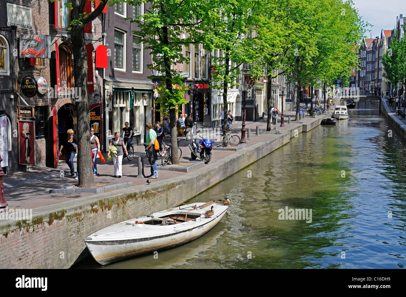 Bateau, canal, Amsterdam, Hollande, Pays-Bas, Europe Banque D'Images